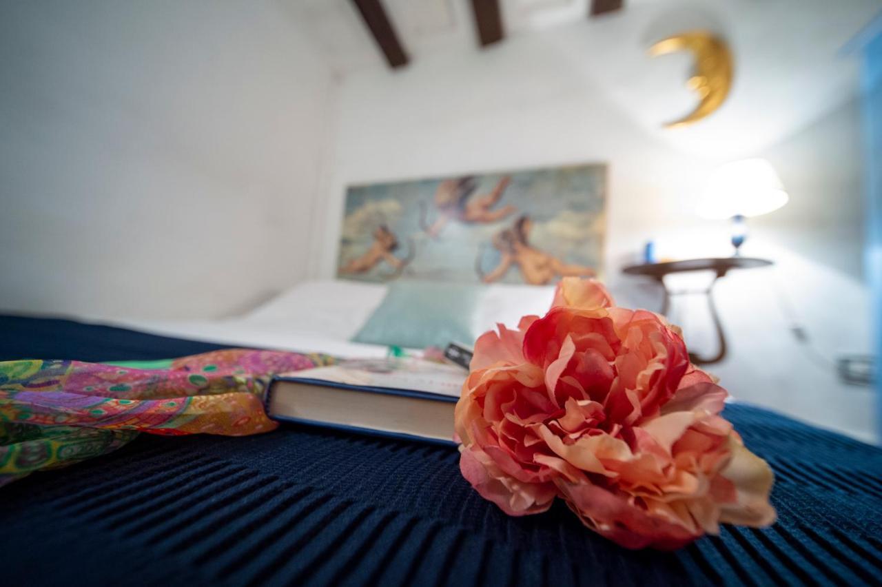 Wonderful Romantic Studio Ponte Vecchio Area Флоренция Экстерьер фото
